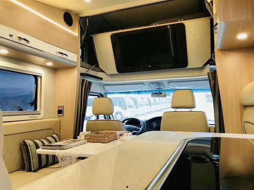 评测国产房车的视频,空间布局与舒适体验深度解析